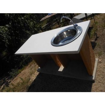 Fehér műkő munkapult